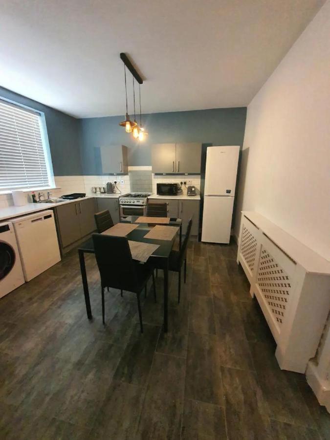 Double Bedroom 96Glc Greater Manchester Middleton  Εξωτερικό φωτογραφία