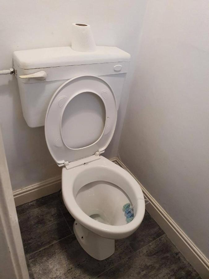 Double Bedroom 96Glc Greater Manchester Middleton  Εξωτερικό φωτογραφία